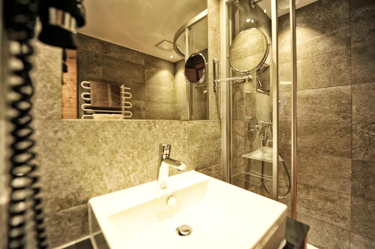 A4 Alma Alpin Appartments Ишгль Экстерьер фото