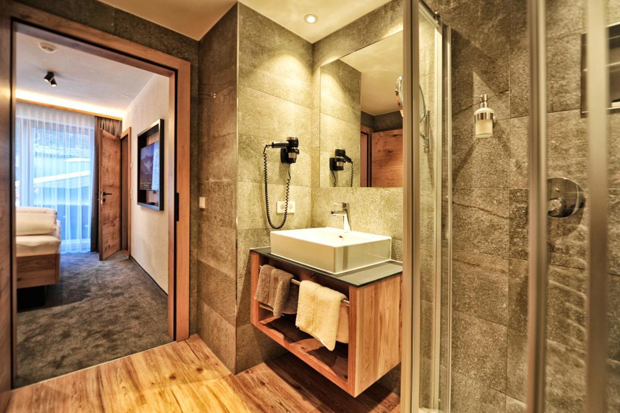A4 Alma Alpin Appartments Ишгль Экстерьер фото